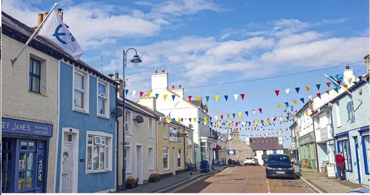 Lovely Two Bed Home In Cemaes, Anglesey Kültér fotó